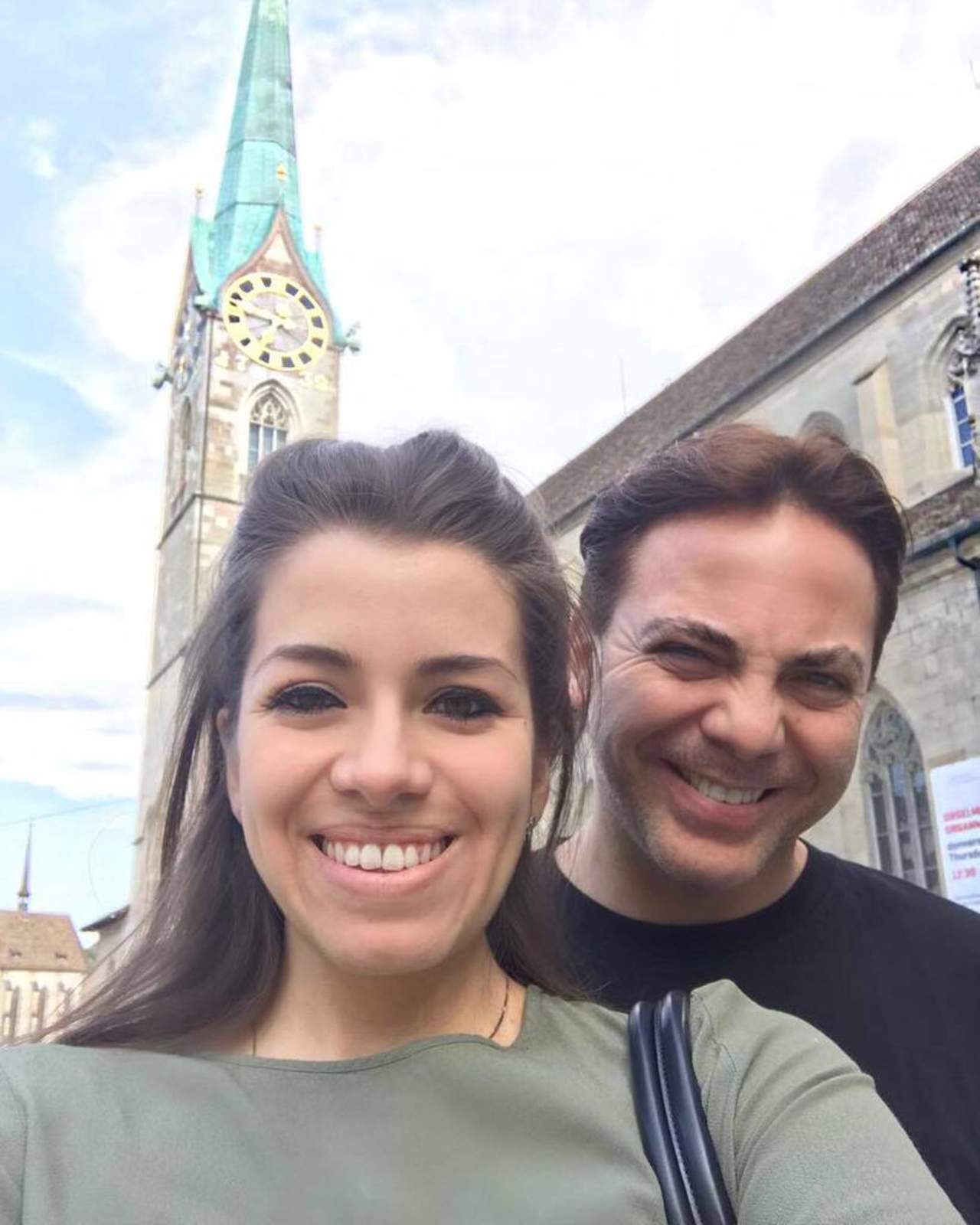Carol Victoria Urban, aún esposa de Cristian Castro, se mostró incrédula ante la noticia de que el cantante presentó hace algunos días en Argentina a su nueva novia. (AGENCIA MÉXICO)