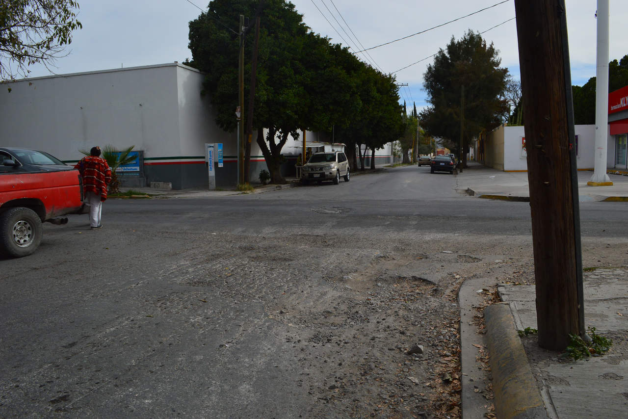 La calle Chihuahua. Detrás del museo de Sarabia, antes de las instalaciones de Sagarpa se encuentra una zona muy desgastada.