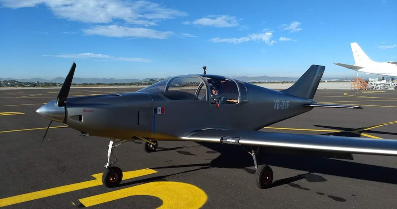 Construyen el primer avión mexicano en Querétaro