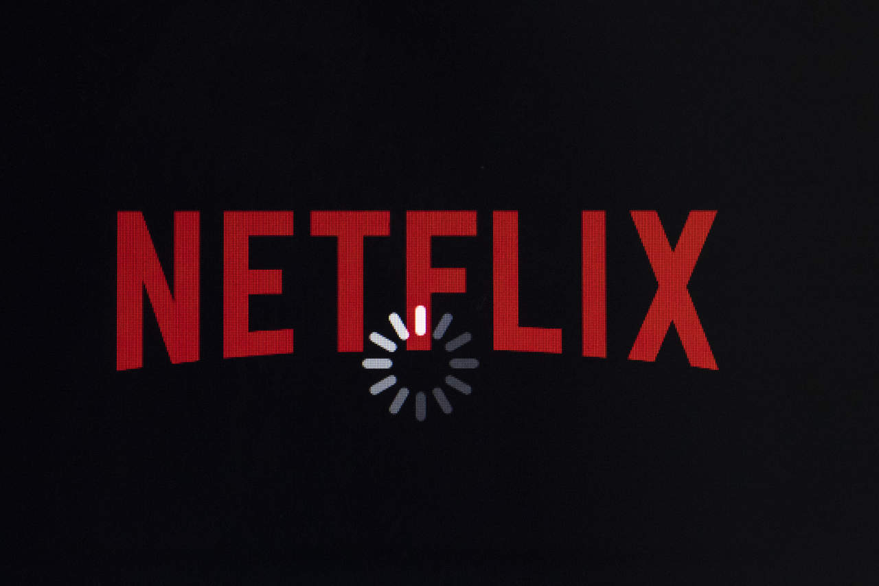 Revela Netflix un detrás de cámaras de 'Black Mirror'