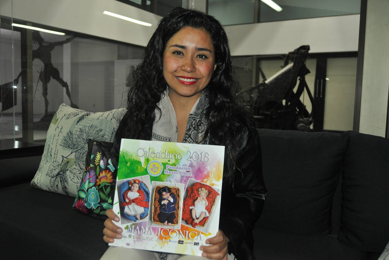 Imágenes. Nacer Libre lanzó la edición número cuatro de su calendario con apoyo de bebés y padres de familia laguneros.