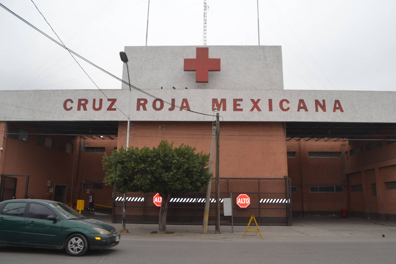 Polémica. Médicos presentan denuncia contra exempleados de la Cruz Roja de Torreón por presunto despido ilegal. (EL SIGLO DE TORREÓN)