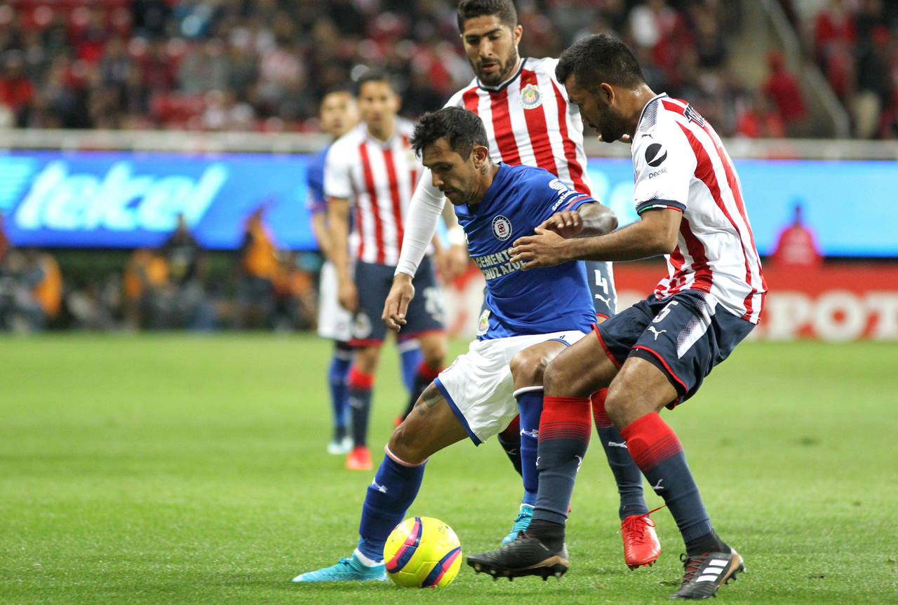 Walter Montoya inició el partido contra las Chivas en el cuadro titular de La Máquina cementera.  (Jam Media)