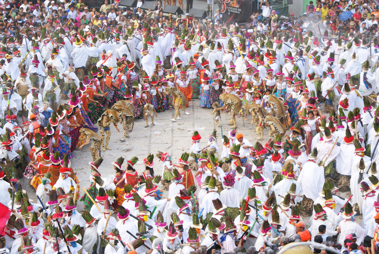 Cada año, los habitantes se reúnen para preparar cada detalle de esta celebración, en donde purifican sus espíritus mediante danzas y rituales. (NOTIMEX)