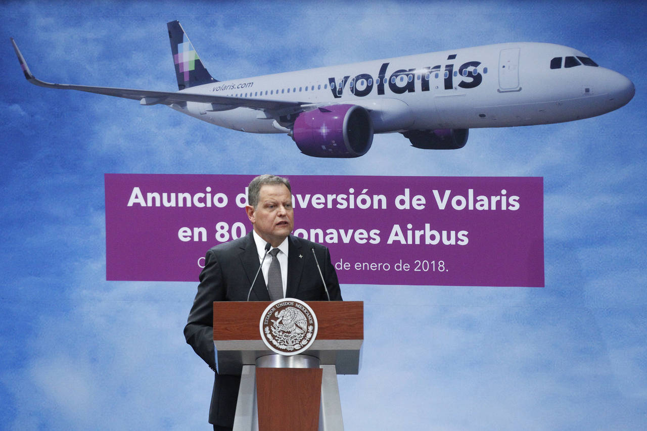Inversión. La empresa aérea Volaris renovará su flota aérea y comprará 80 aviones. (ARCHIVO)