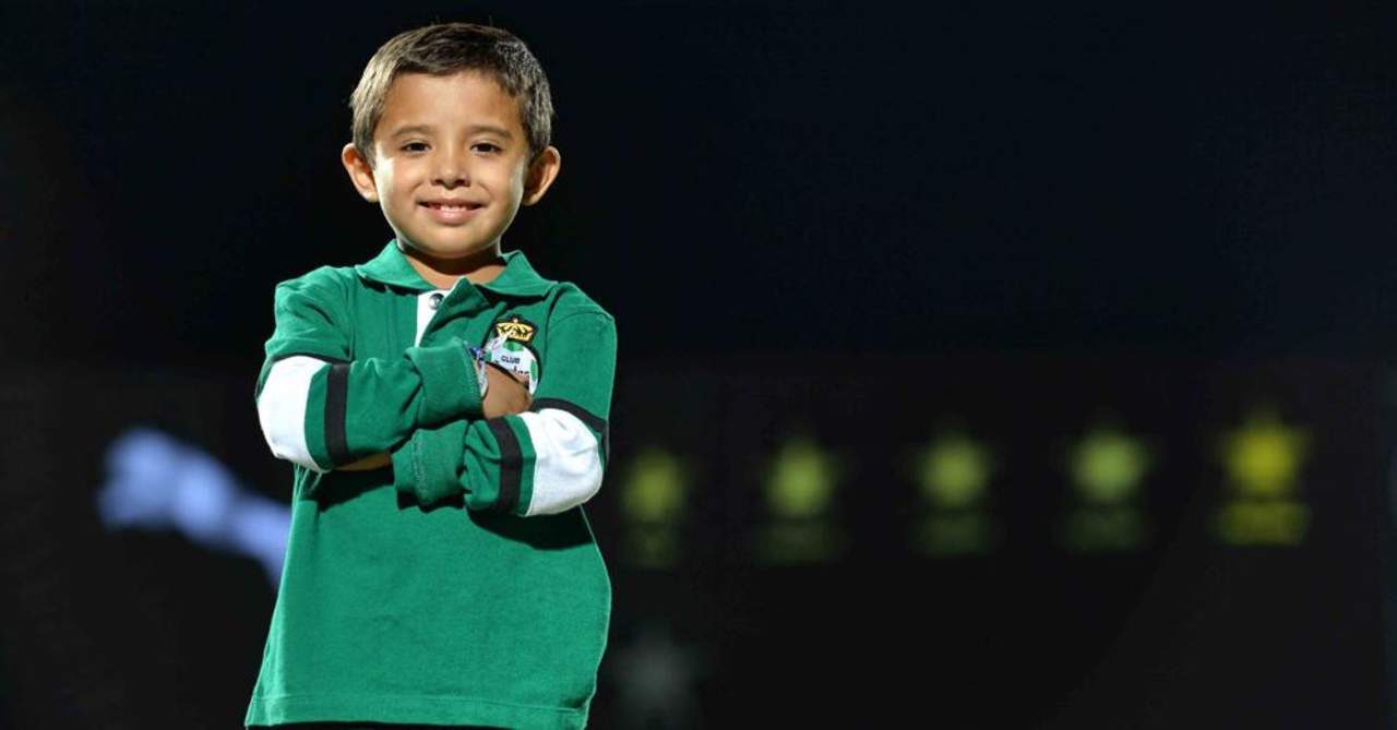 'Patito' tiene 9 años y requiere de un trasplante de médula urgentemente. (Cortesía Club Santos)