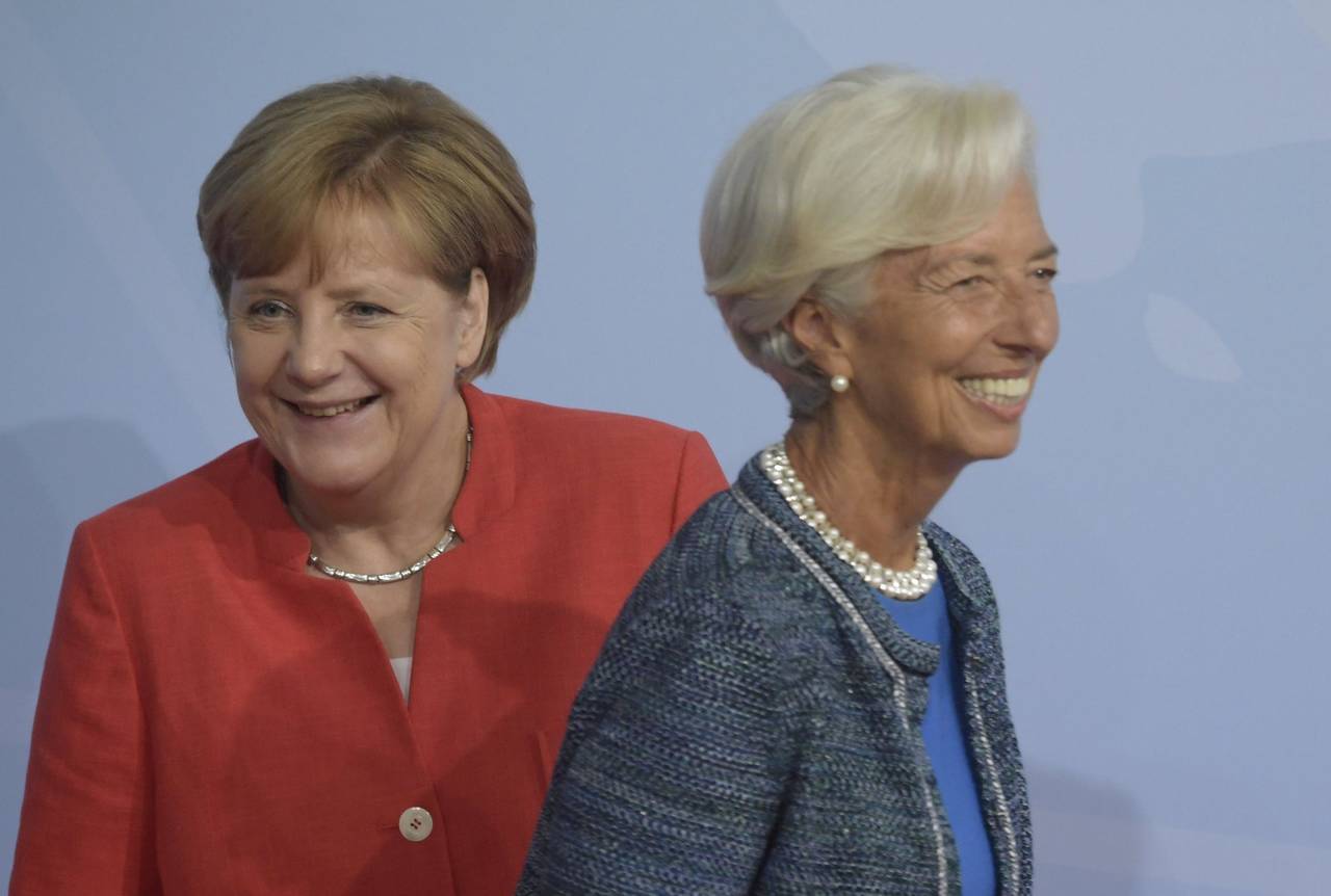 Ahorro. Angela Merkel, canciller alemana y Chrystine Lagarde, director gerente del FMI. (ARCHIVO)