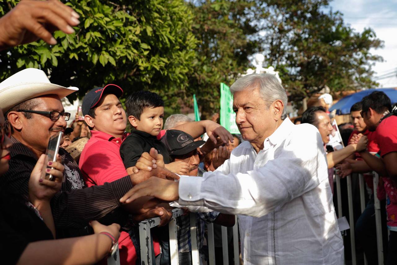 Campaña. López Obrador acaparó 41.17% del tiempo de transmisión, siendo el precandidato con mayor exposición.