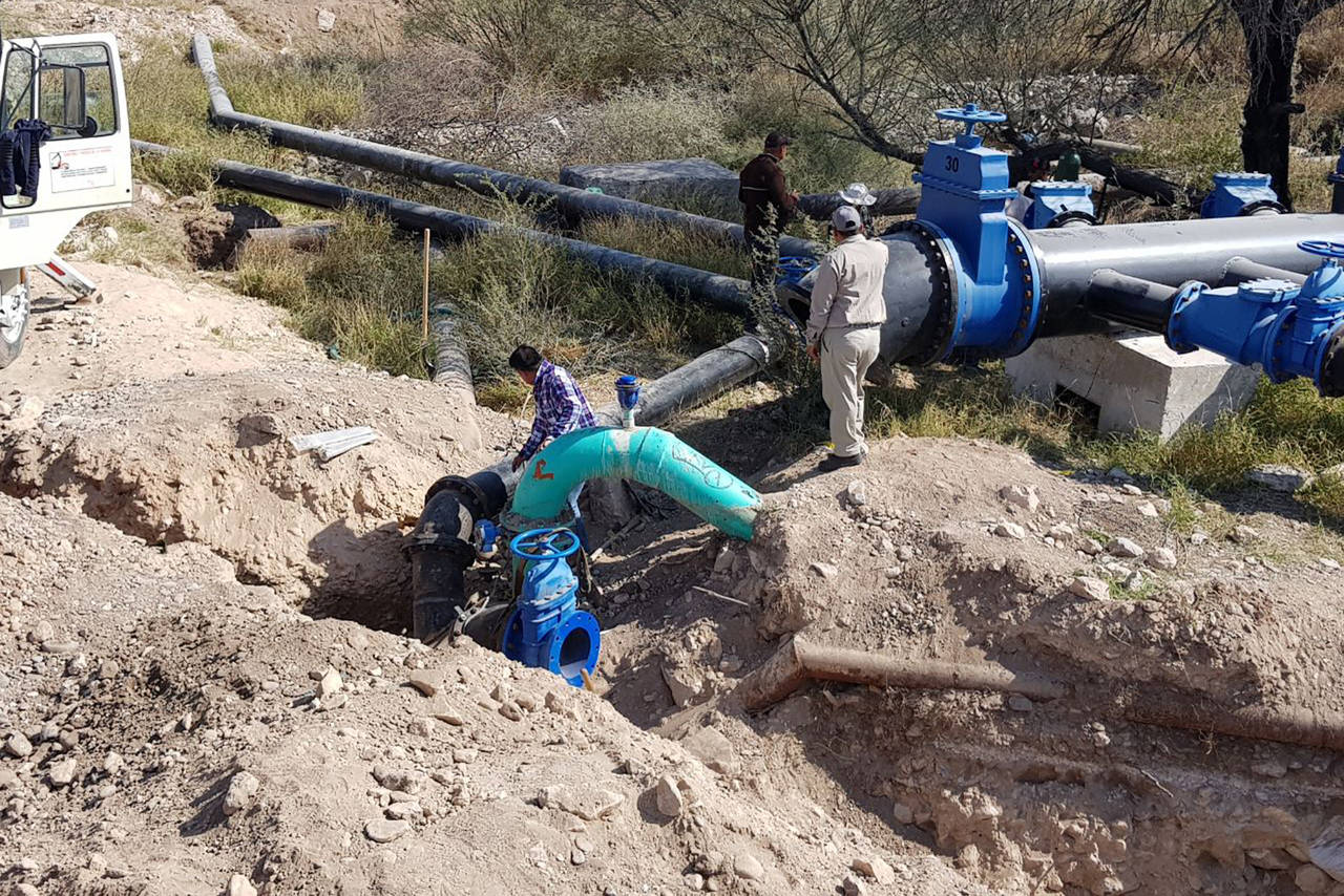 Sapal. Se realizó interconexión de tubería de 12 pulgadas en los pozos San Fernando para un aumento de 120 litros por segundo. (EL SIGLO DE TORREÓN)