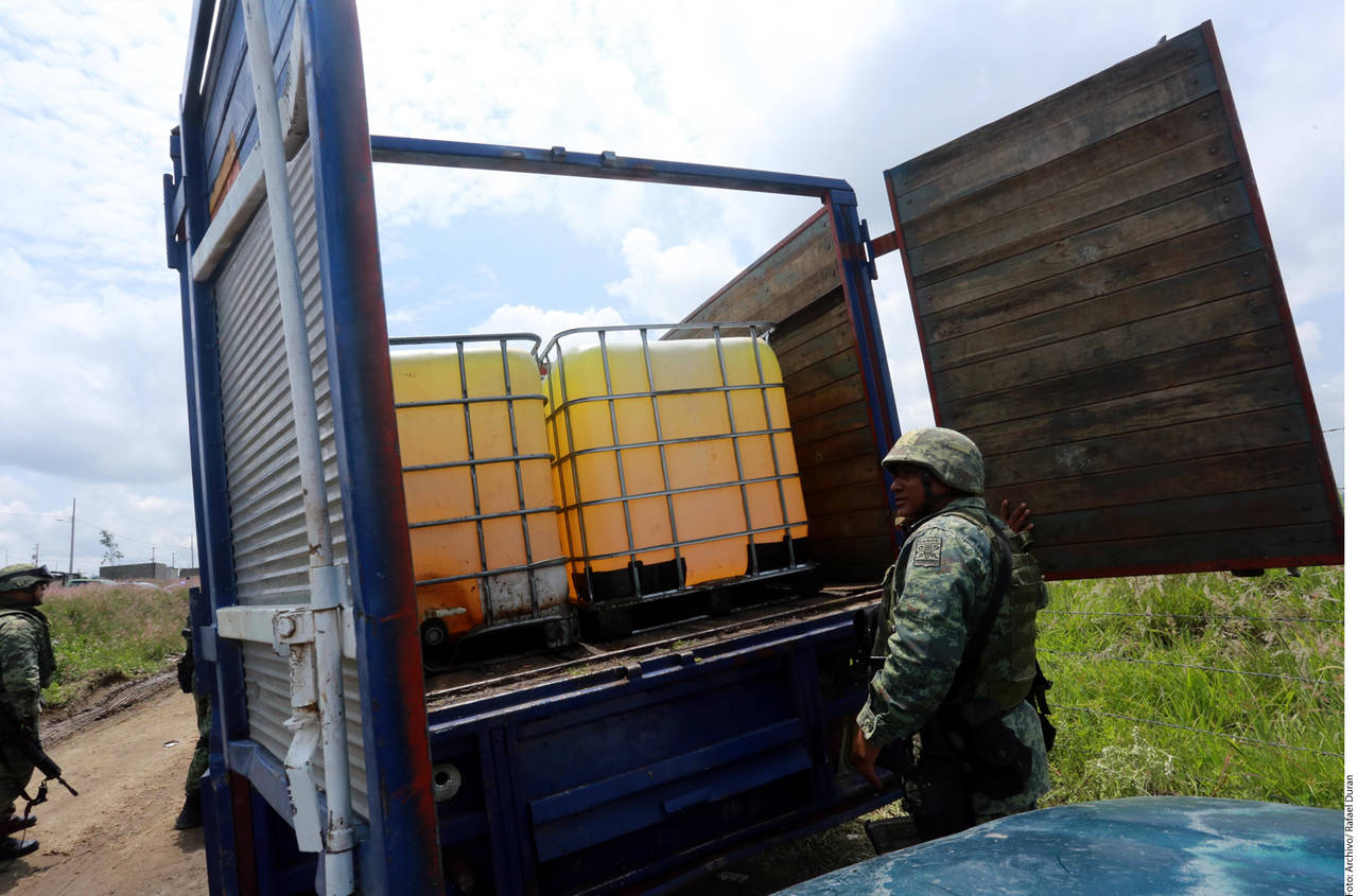 Periodo. El grupo de coordinación Puebla Segura informó que del 1 al 7 de enero decomisaron 104 mil 790 litros de huachicol. (AGENCIA REFORMA)