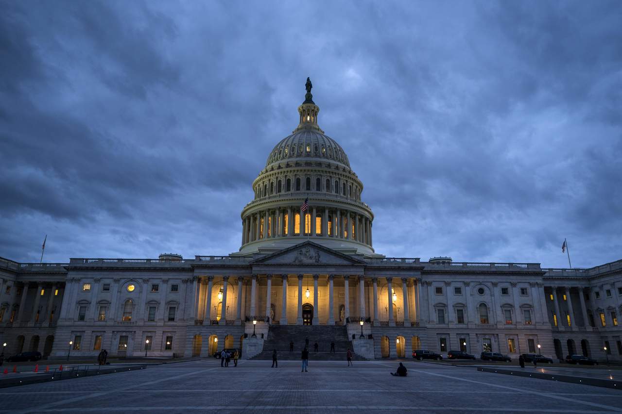 El Congreso de Estados Unidos aprobó ayer finalmente un proyecto presupuestario para financiar al Gobierno hasta el 8 de febrero y poner así fin al cierre administrativo parcial. (EFE)