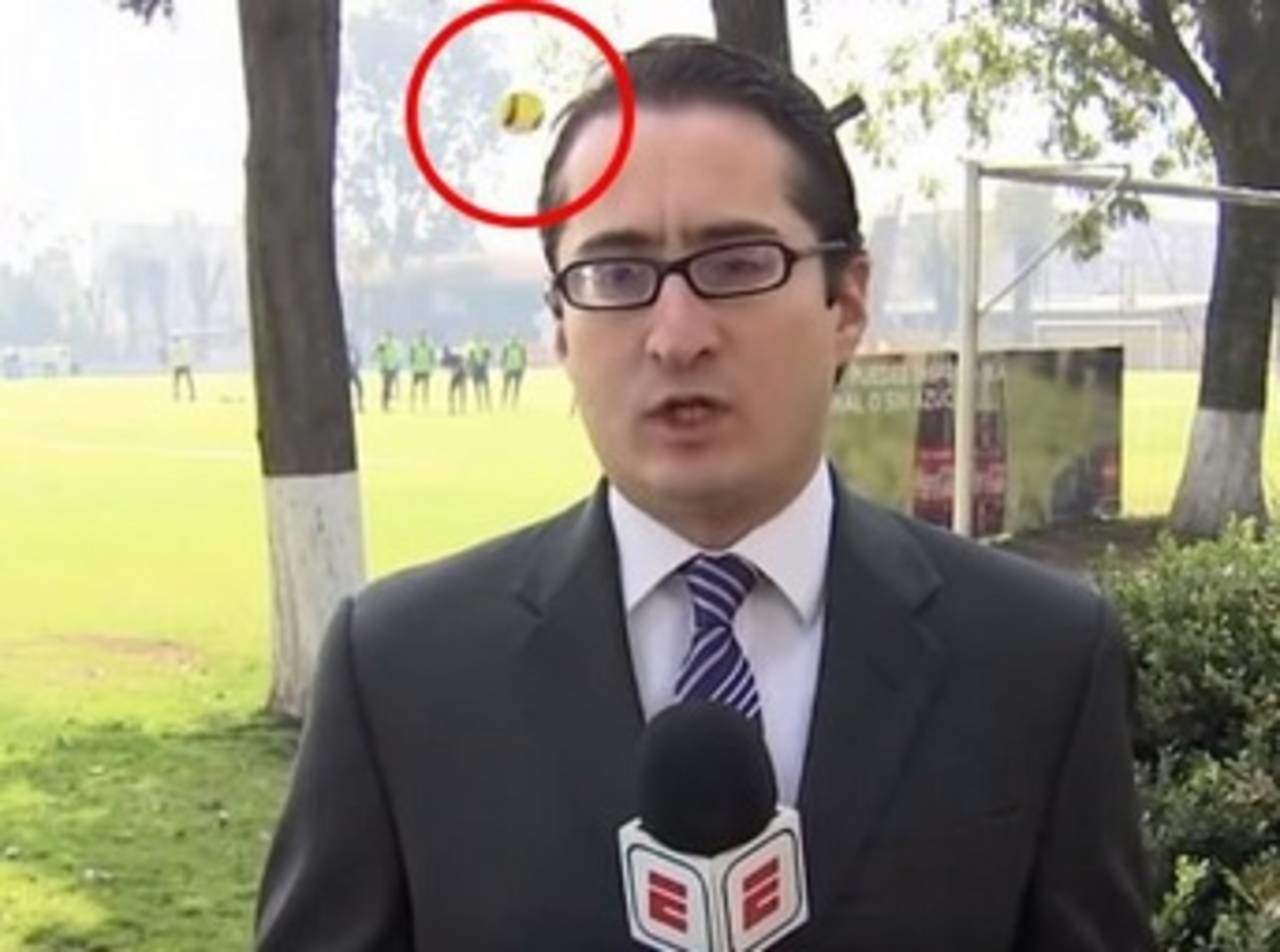 Darwin trató de atinar un 'balonazo' a Marcelino Fernández, reportero de ESPN. (Especial)