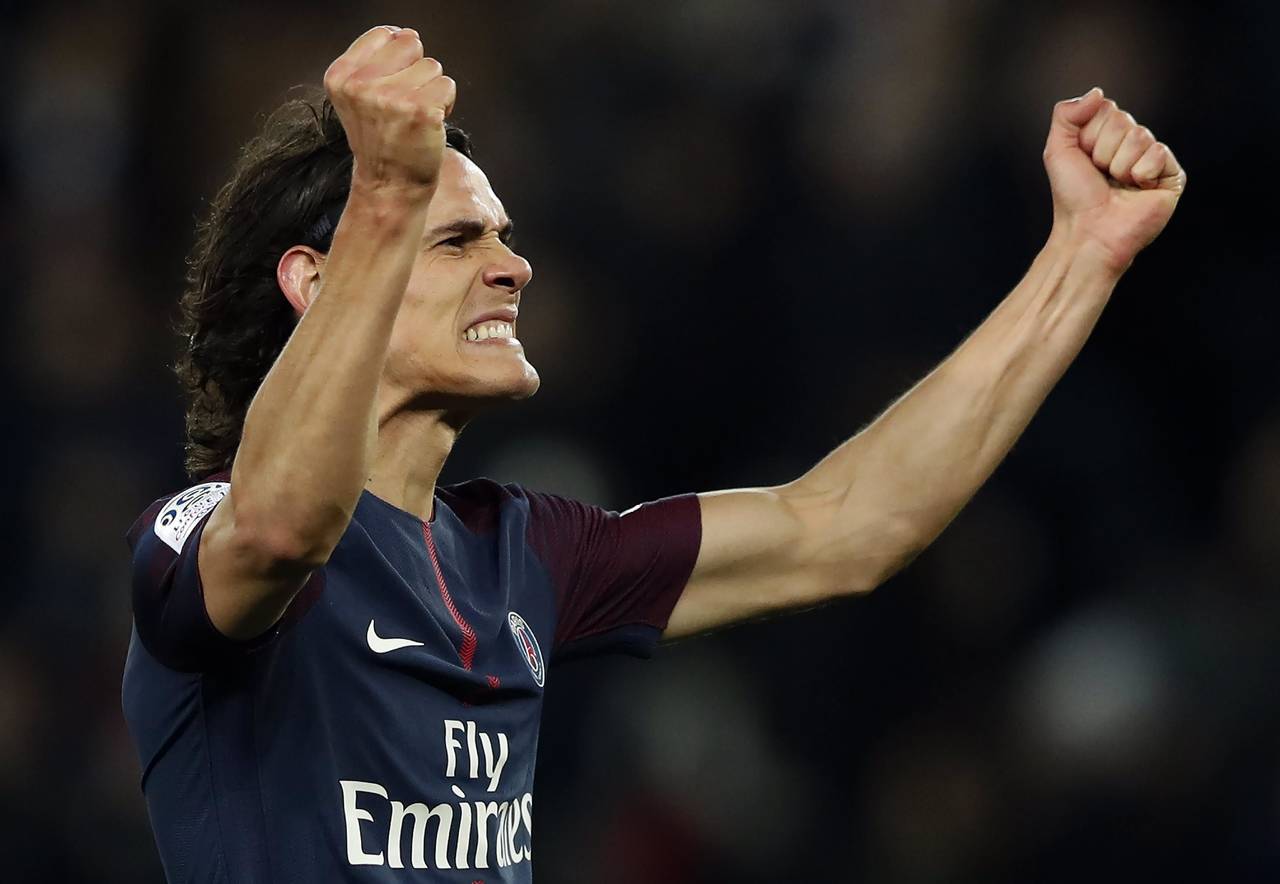 Edinson Cavani llegó a 157 goles con el PSG y superó al sueco Zlatan Ibrahimovic. Cavani es nuevo goleador histórico de PSG