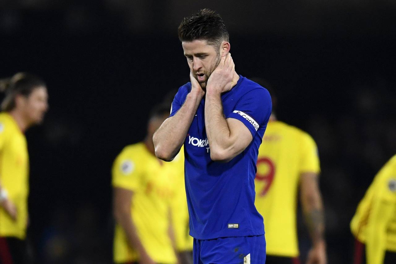 Gary Cahill, de Chelsea, se lamenta luego de un gol de Watford. (EFE)