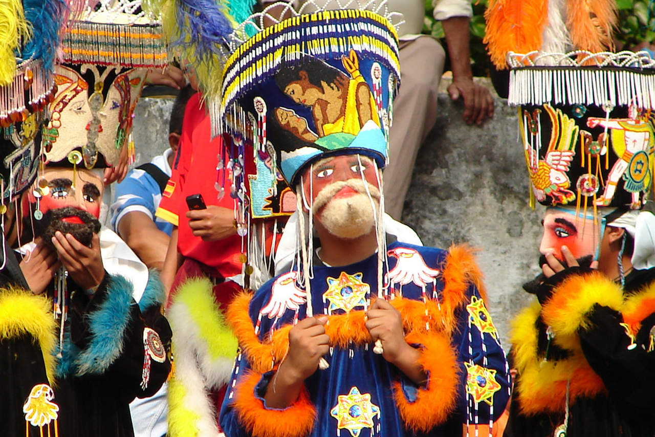 En las comunidades indígenas la celebración de carnaval tiene un sello especial, a veces ritual, que difícilmente es localizable en las ciudades. (NOTIMEX)