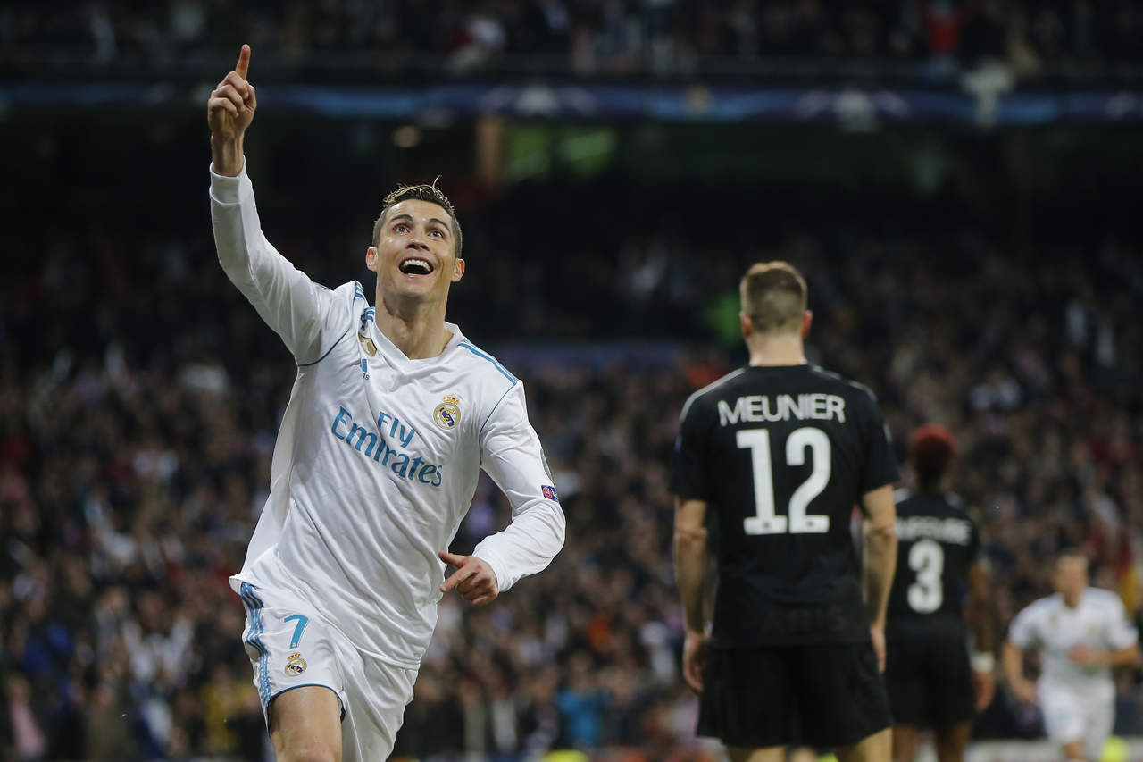 Cristiano Ronaldo festeja su doblete ante PSG.