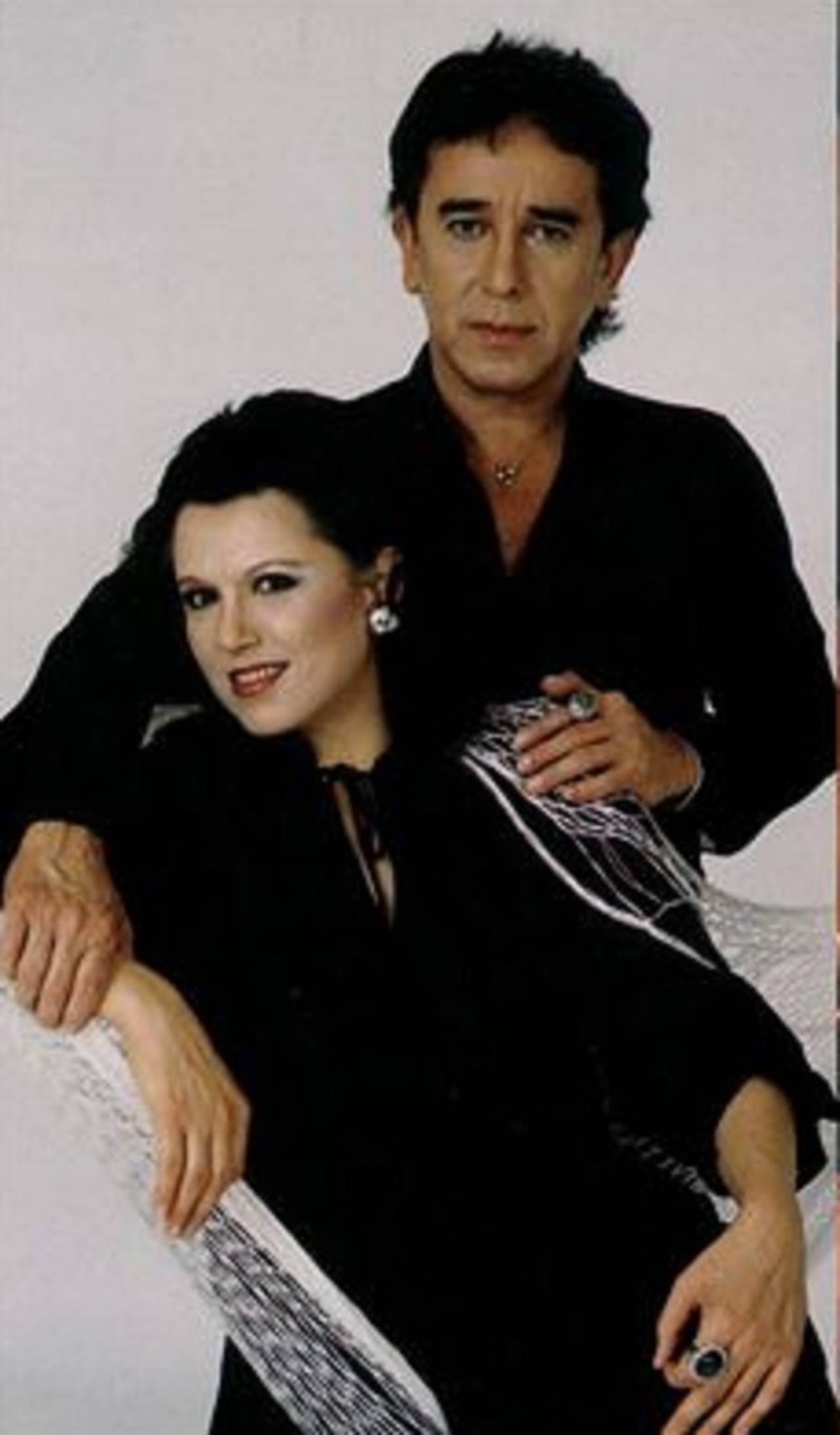 Deceso. Carmela Rey, del dueto Carmela y Rafael, falleció víctima de un infarto mientras dormía. (ESPECIAL)