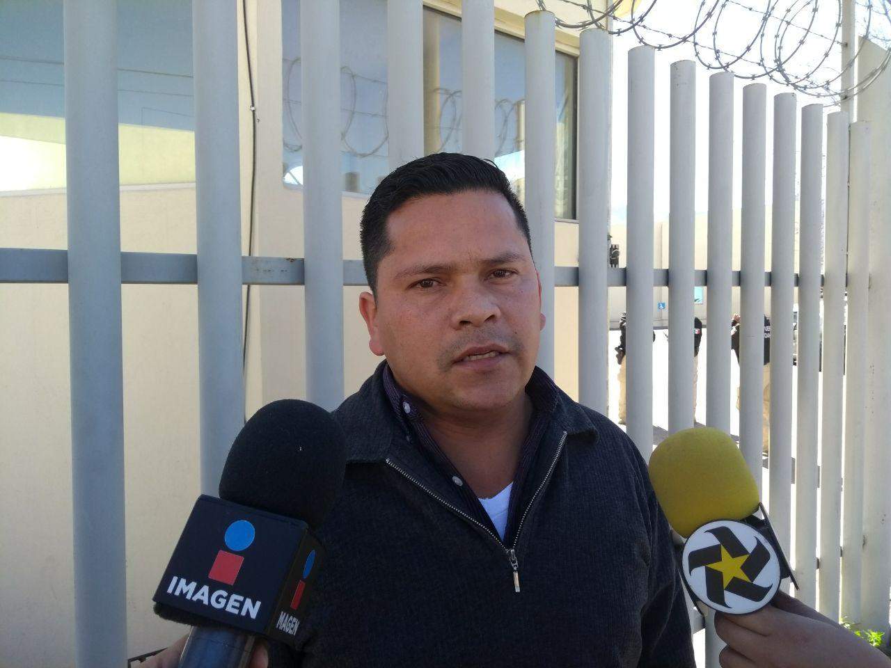 De acuerdo al abogado de nombre Armando fue el pasado domingo por la noche que fue interceptado sobre la carretera Saltillo-Arteaga por una camioneta Durango, que era presuntamente conducida por elementos de Fuerza Coahuila.