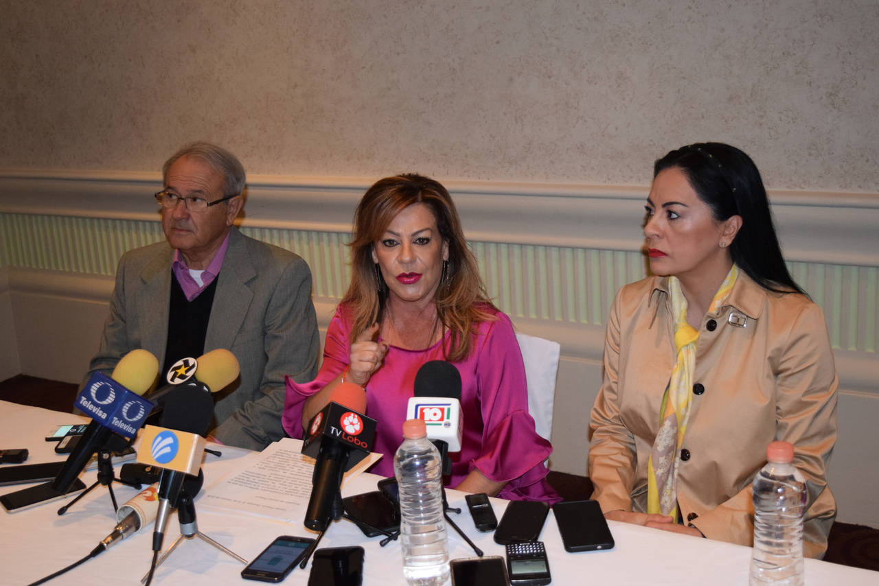 Leticia Herrera renunció a candidatura 