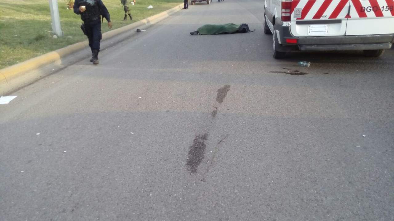 Muere hombre arrollado en Gómez Palacio; responsable abandonó el vehículo