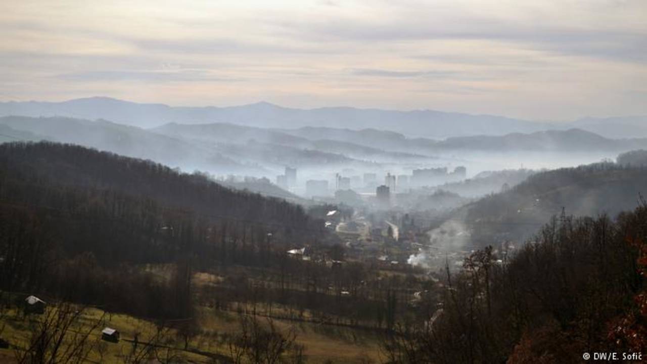 Peligro. Tuzla es después de la ciudad de Tetovo (Macedonia) la más contaminada de Europa. (TWITTER/@stefitza1)

