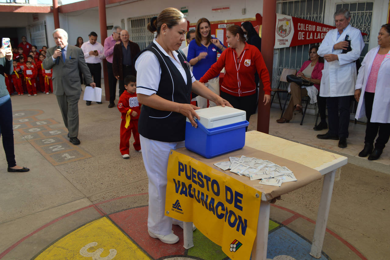 Inician. Va la Secretaría de Salud por acciones preventivas entre los menores de edad, principalmente contra la Polio. (ROBERTO ITURRIAGA)