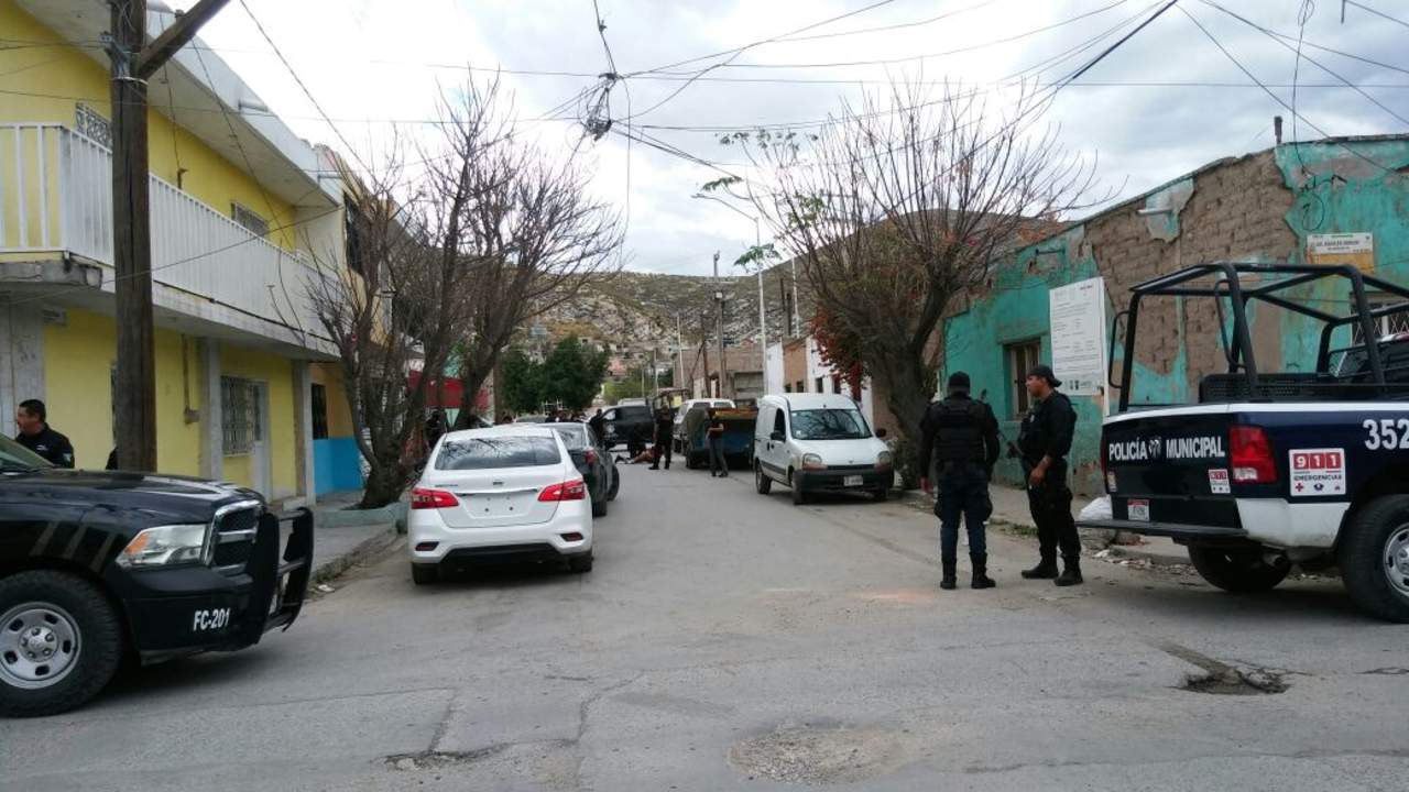 El incidente se registró sobre la calle tercera, entre las avenidas Aquiles Serdán y Gómez Farías de dicho sector habitacional.  (ESPECIAL)