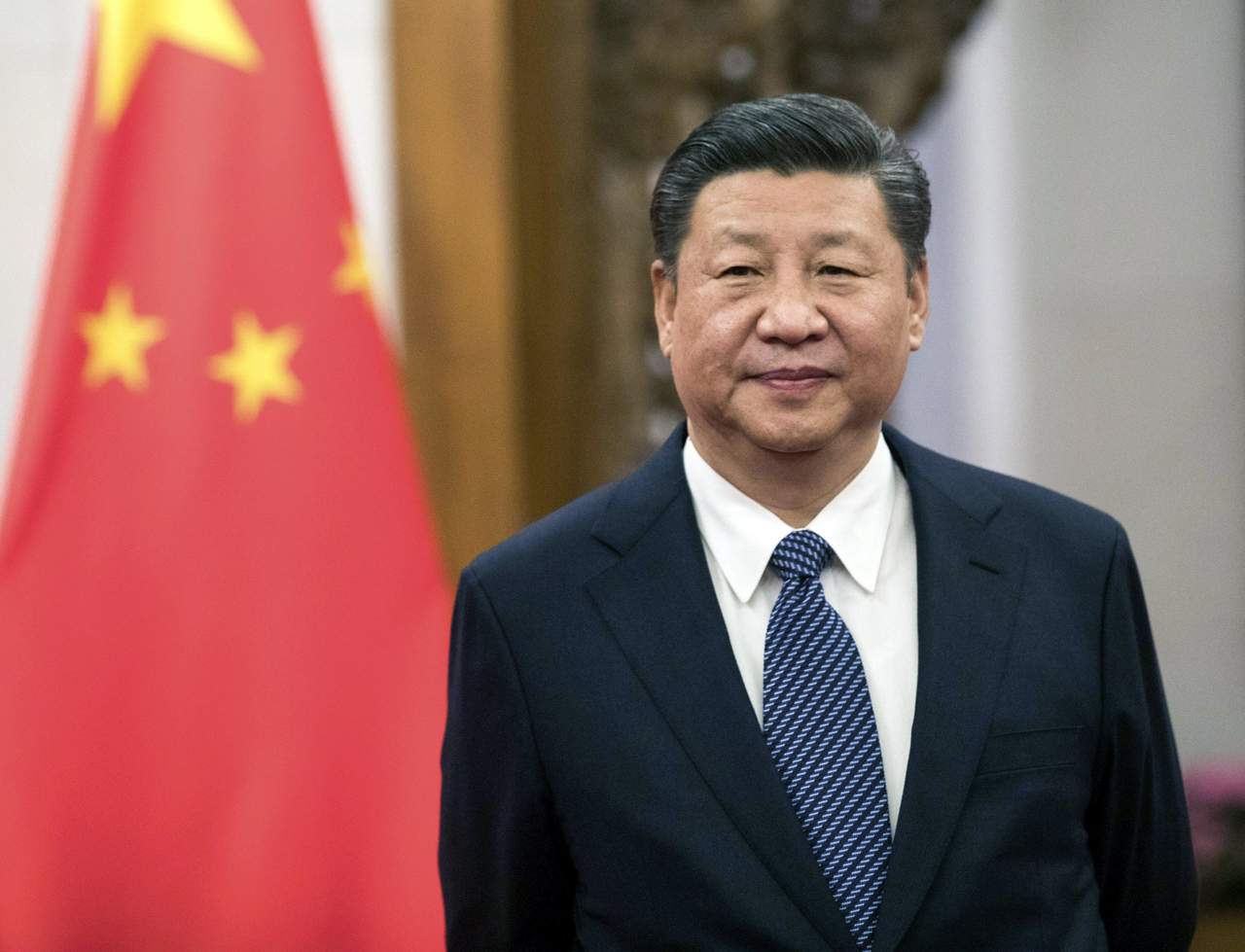 El Partido Comunista Chino (PCCh) propuso este domingo que se elimine de la Constitución china la frase en la que se afirma que el presidente y el vicepresidente 'no servirán más de dos mandatos consecutivos', por lo que Xi podría ser elegido por tercera vez en el próximo Congreso, en el 2022. (ARCHIVO)