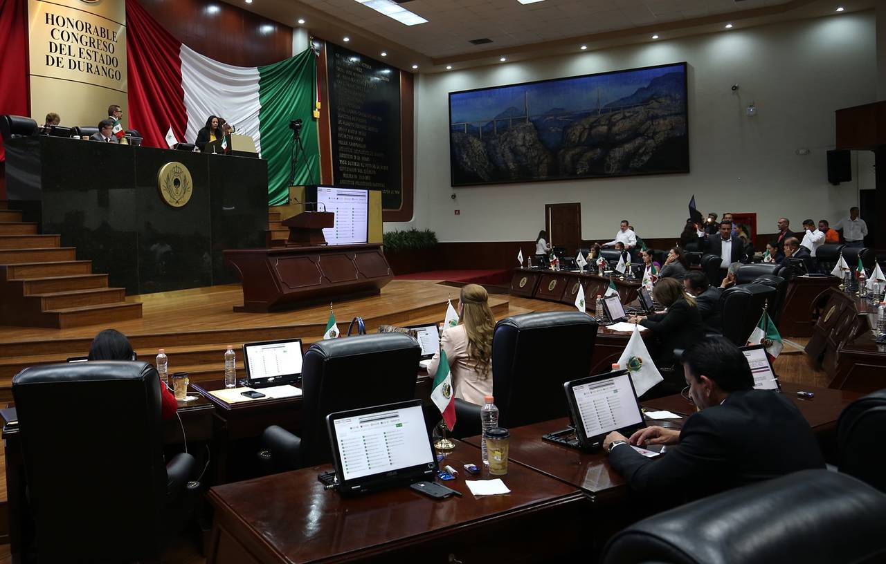 Votos. Con mayoría de votos, diputados resolvieron sancionar al alcalde de la capital. (EL SIGLO DE TORREÓN)