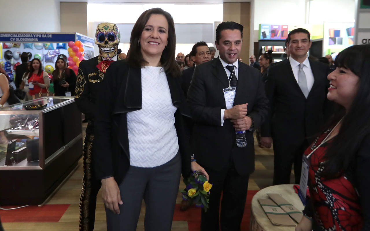 A través de su cuenta en la red social de Twitter, Margarita Zavala dijo que cualquier acto discriminatorio contra las exportaciones mexicanas debe ser respondido sin titubeos. (ARCHIVO)