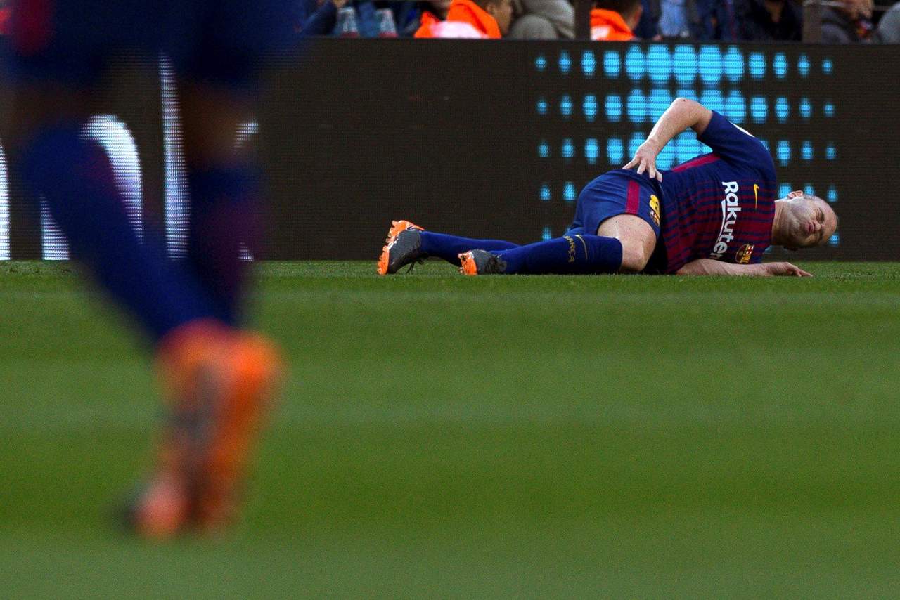 Barcelona emitió un comunicado en cual dio a conocer que el mediocampista presenta una lesión en el bíceps femoral de la pierna derecha.