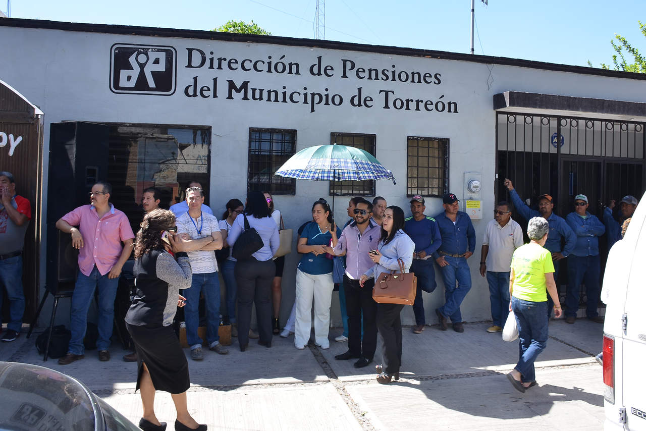 Acusaron al alcalde Jorge Zermeño de ser “enemigo de los sindicatos”. (FERNANDO COMPEÁN)