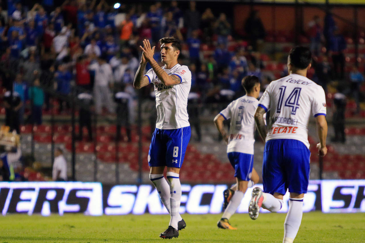 El jugador ofensivo Gabriel Peñalba, quien militó con el Cruz Azul, no quedó conforme con el trato que recibió en la institución celeste.