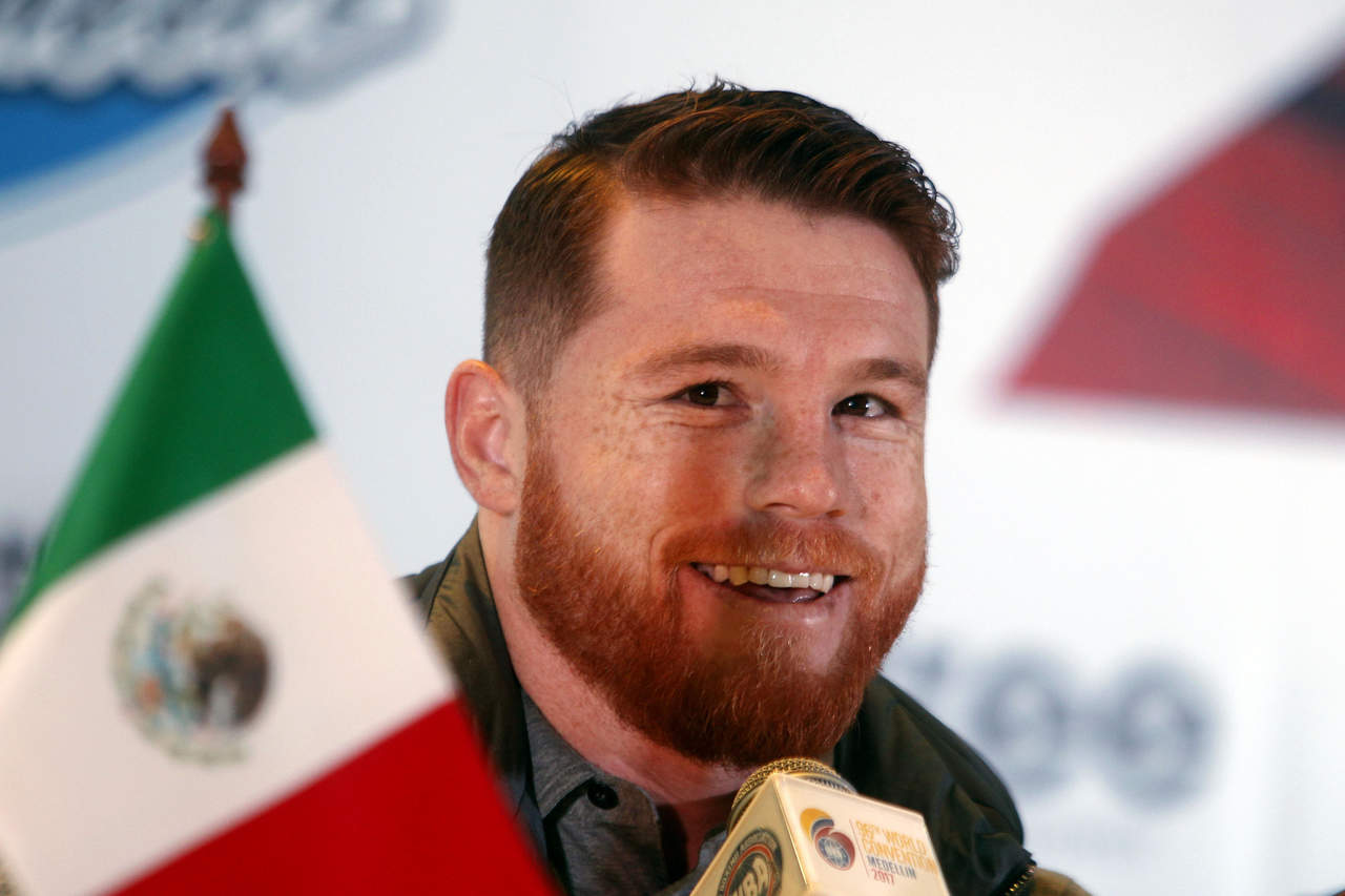 El boxeador mexicano Saúl 'Canelo' Álvarez dio positivo en niveles bajos por clembuterol. (ARCHIVO)