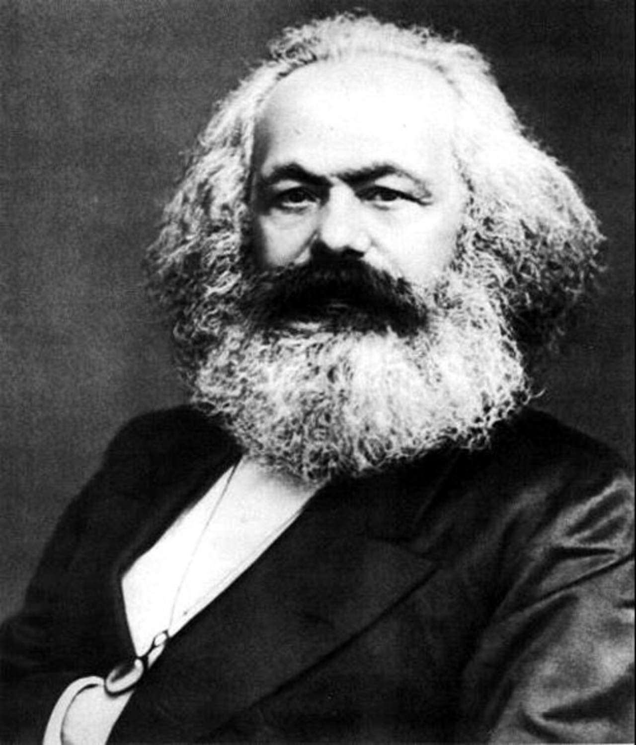 1883: Acaban los días de Karl Marx, influyente filósofo, economista, sociólogo, ​ periodista e intelectual
