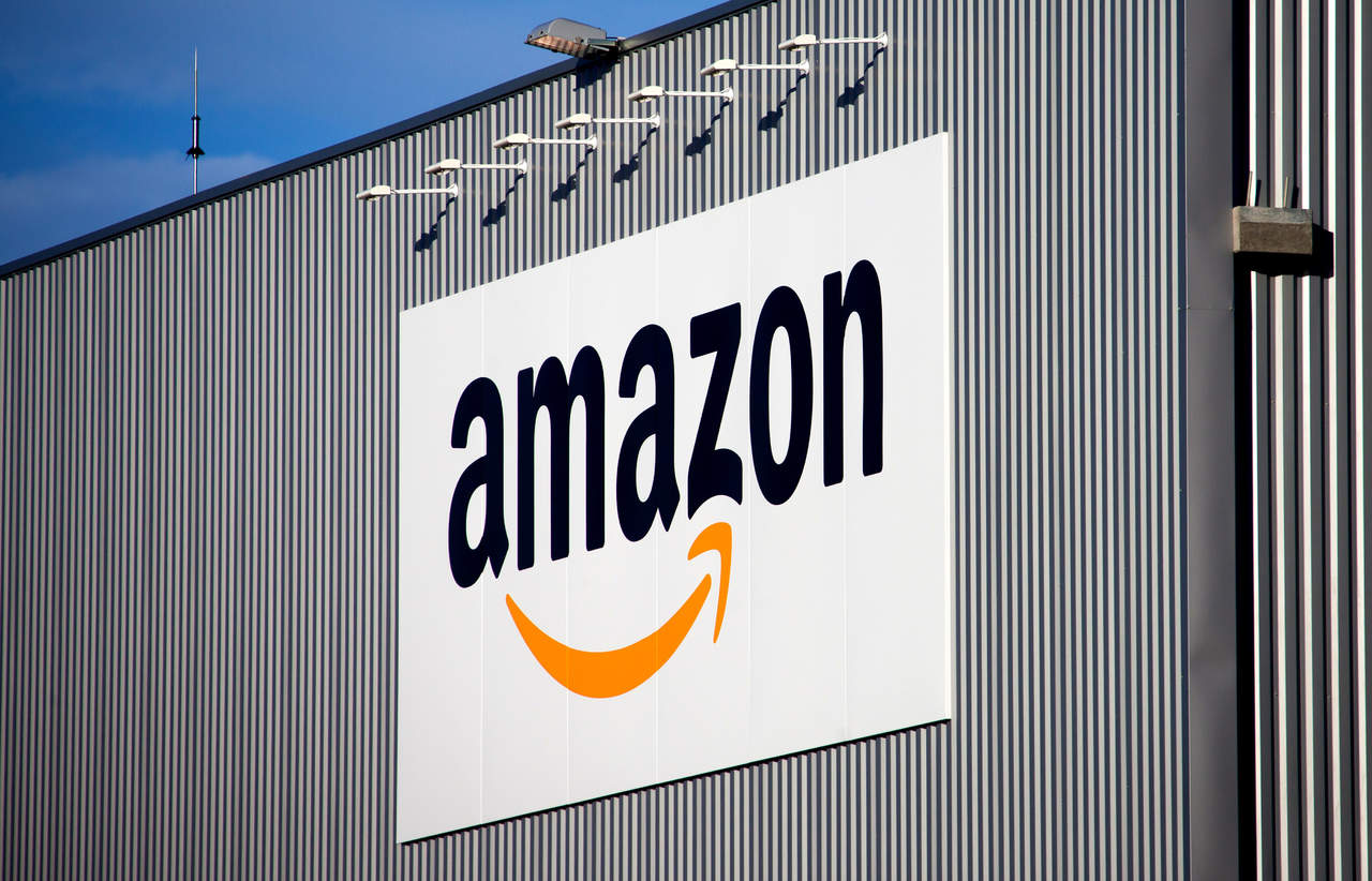 Amazon, en conjunto con Banorte y Mastercard, lanzaron en el mercado mexicano la tarjeta de débito “Amazon Recargable”, la cual se puede solicitar a partir de hoy en el sitio de la firma de comercio electrónico. (ARCHIVO)