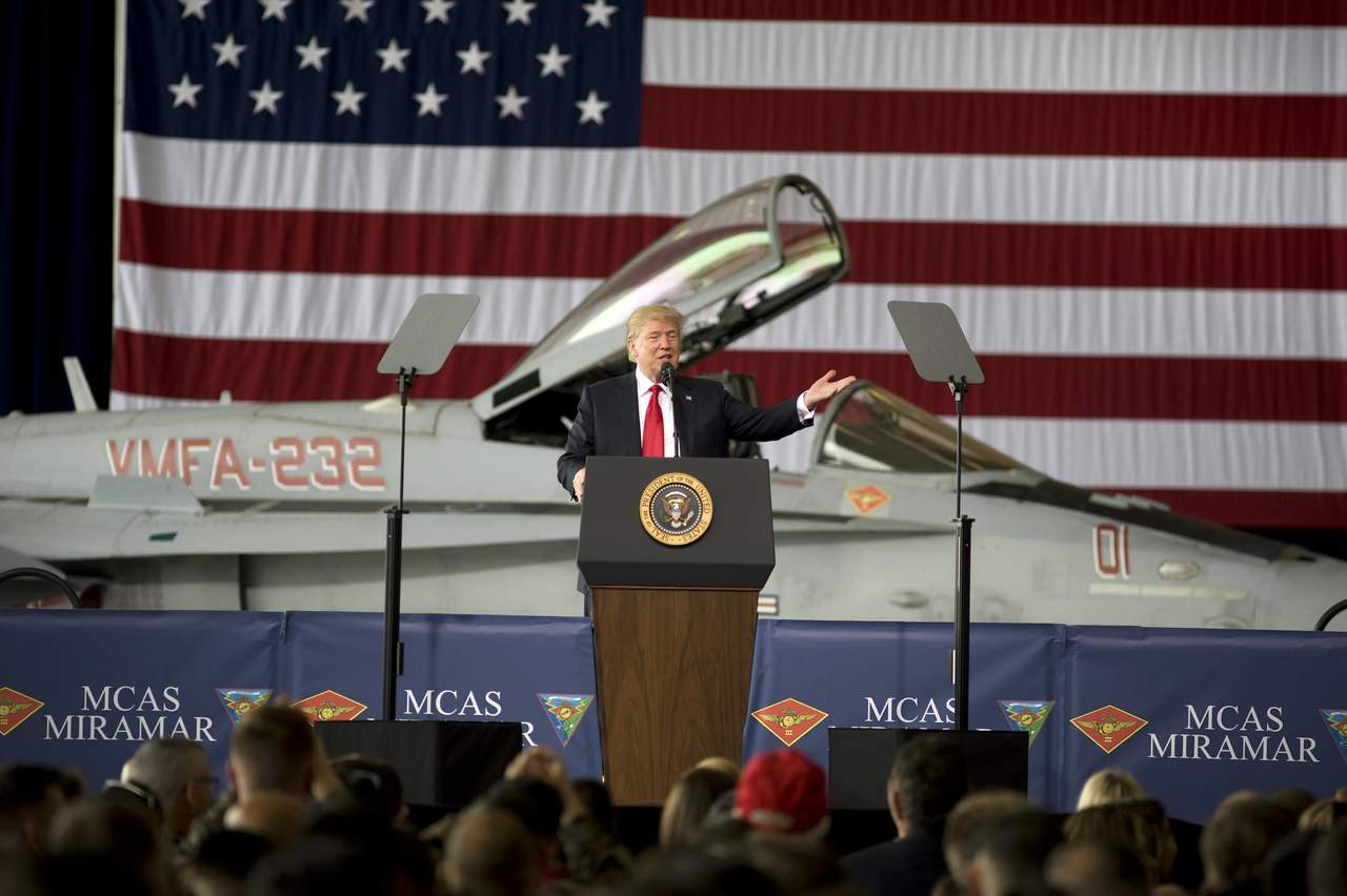 'Podríamos incluso tener unas Fuerzas Espaciales, desarrollarla. Tenemos las Fuerzas Aéreas, y tendremos las Fuerzas Espaciales, igual que tenemos el Ejército terrestre', dijo Trump. (EFE)