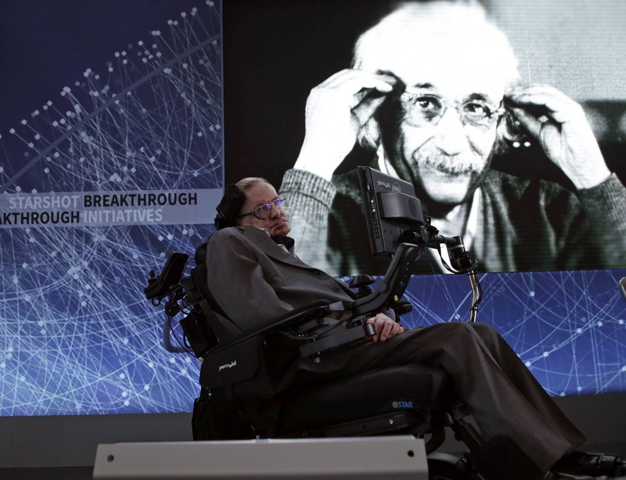 Deja de existir Hawking y se vuelve universal