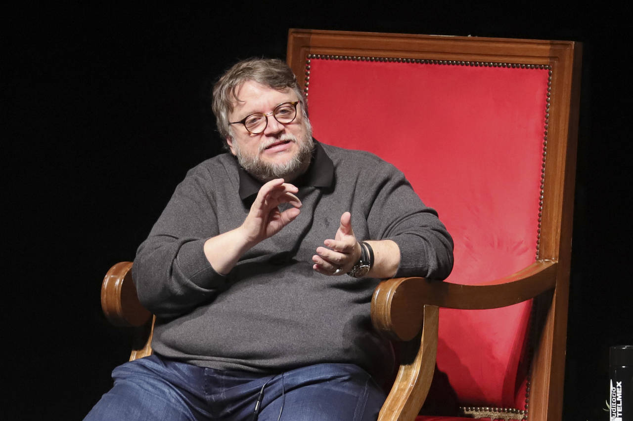 Enseñanza. El cineasta Guillermo del Toro ofreció su última Master Class dentro del Festival Internacional de Cine de Guadalajara.