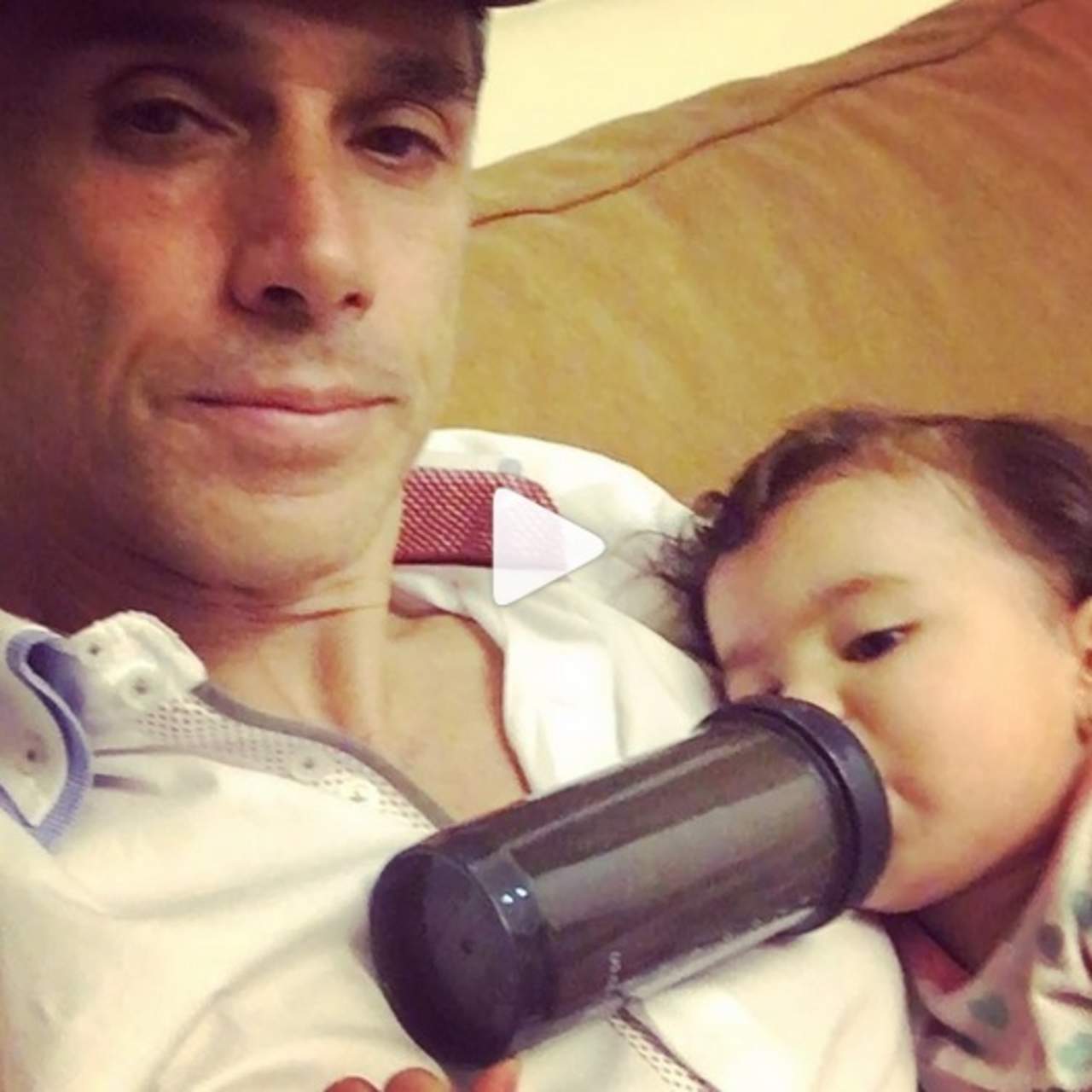 Sergio Mayer se reencontró con su nieta Mila, hija de su primogénito Sergio Mayer Mori, tras varios meses de no tener contacto con ella. (AGENCIA MÉXICO)
