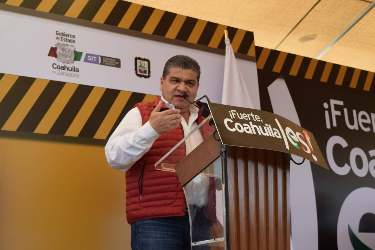 El gobernador de Coahuila, Miguel Angel Riquelme Solis, dijo que la visita de los secretarios será mañana jueves y será para participar en la sesión del Consejo Estatal de Desarrollo Rural, en donde se abordarán distintos temas. (FERNANDO COMPEÁN)