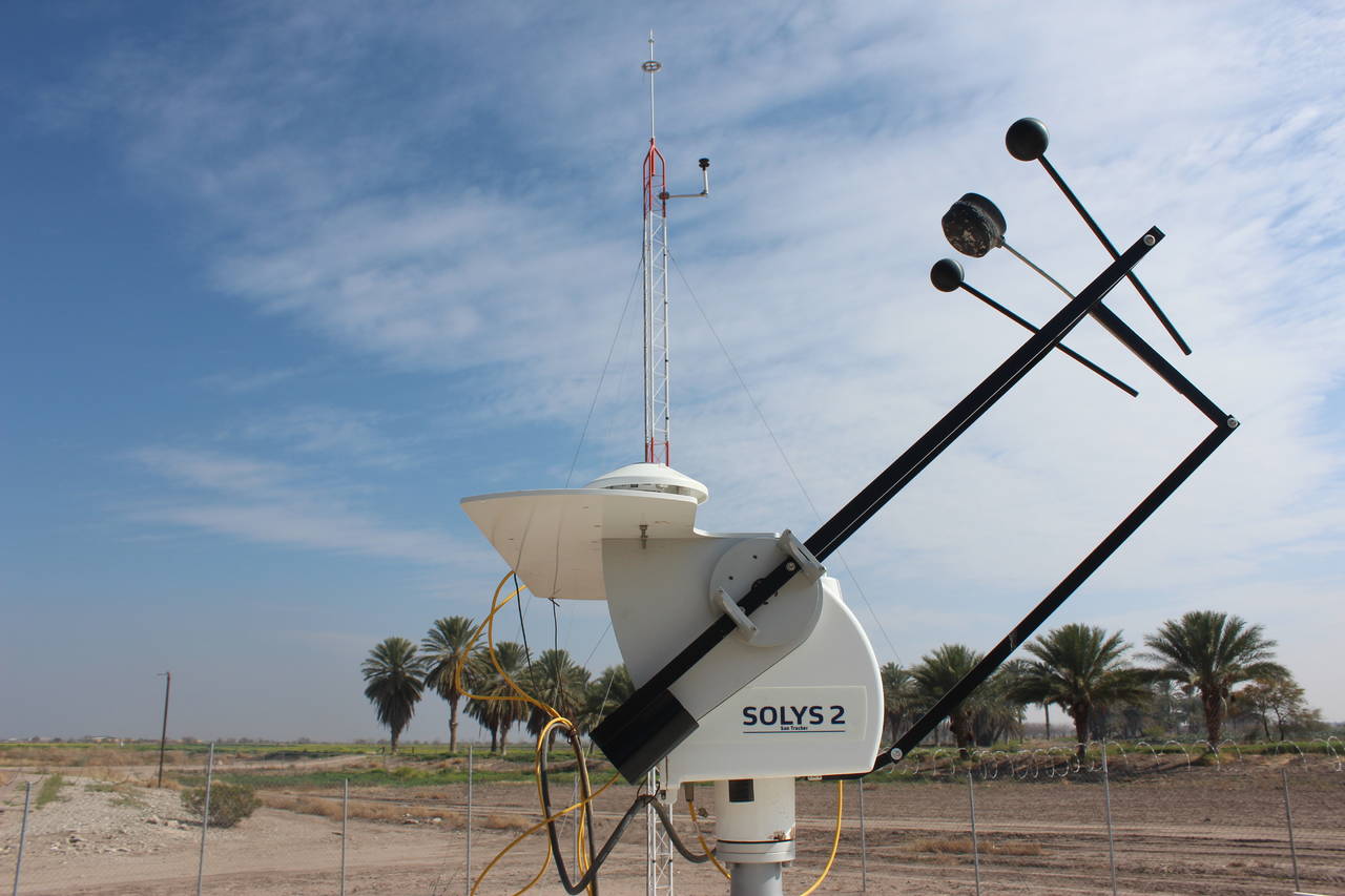 Energía solar. La Facultad de Agronomía de la UJED recibió una estación solarimétrica para aprovechar energía solar. (EL SIGLO DE TORREÓN)