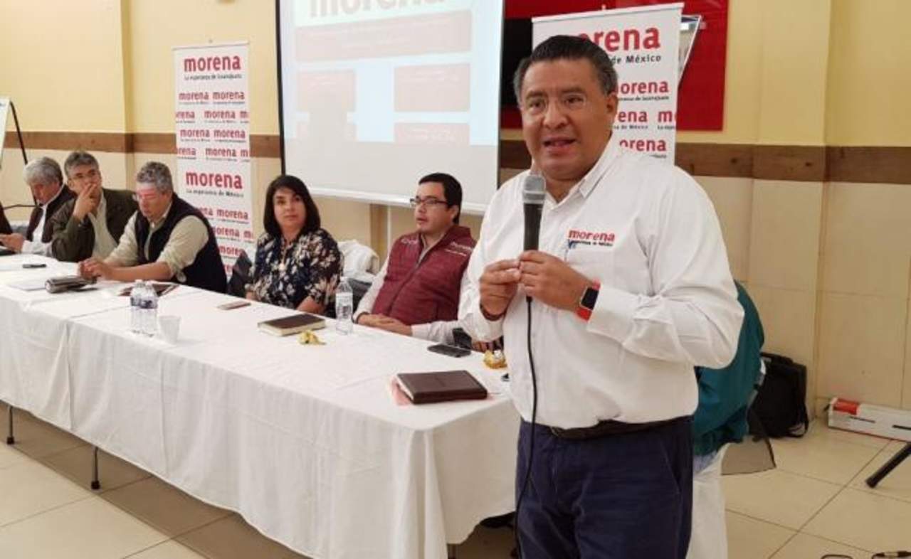 En la denuncia, Morena exigió al INE su intervención para que cese esta práctica, porque se han entregado 85 mil tarjetas en el Estado de México. (ESPECIAL)