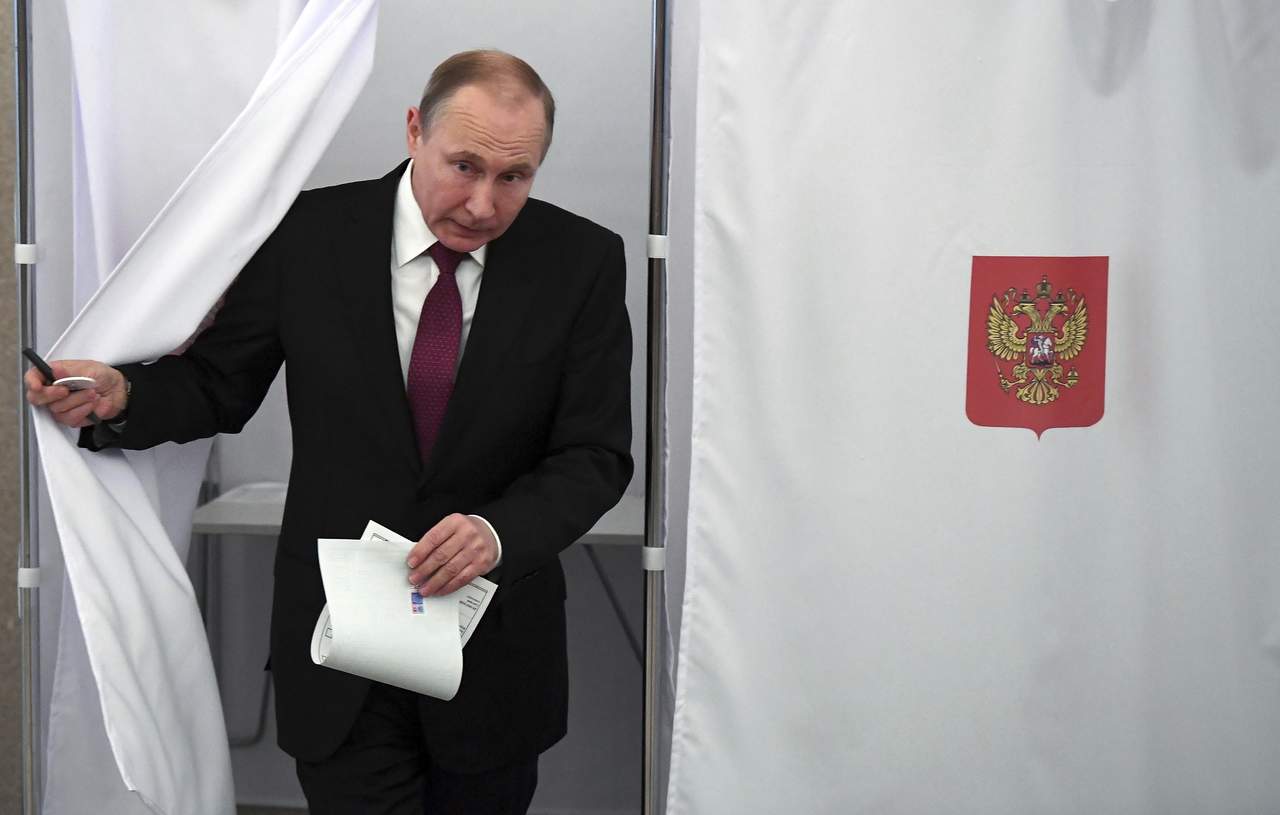 Putin gana elección con 72%, según primeros resultados oficiales