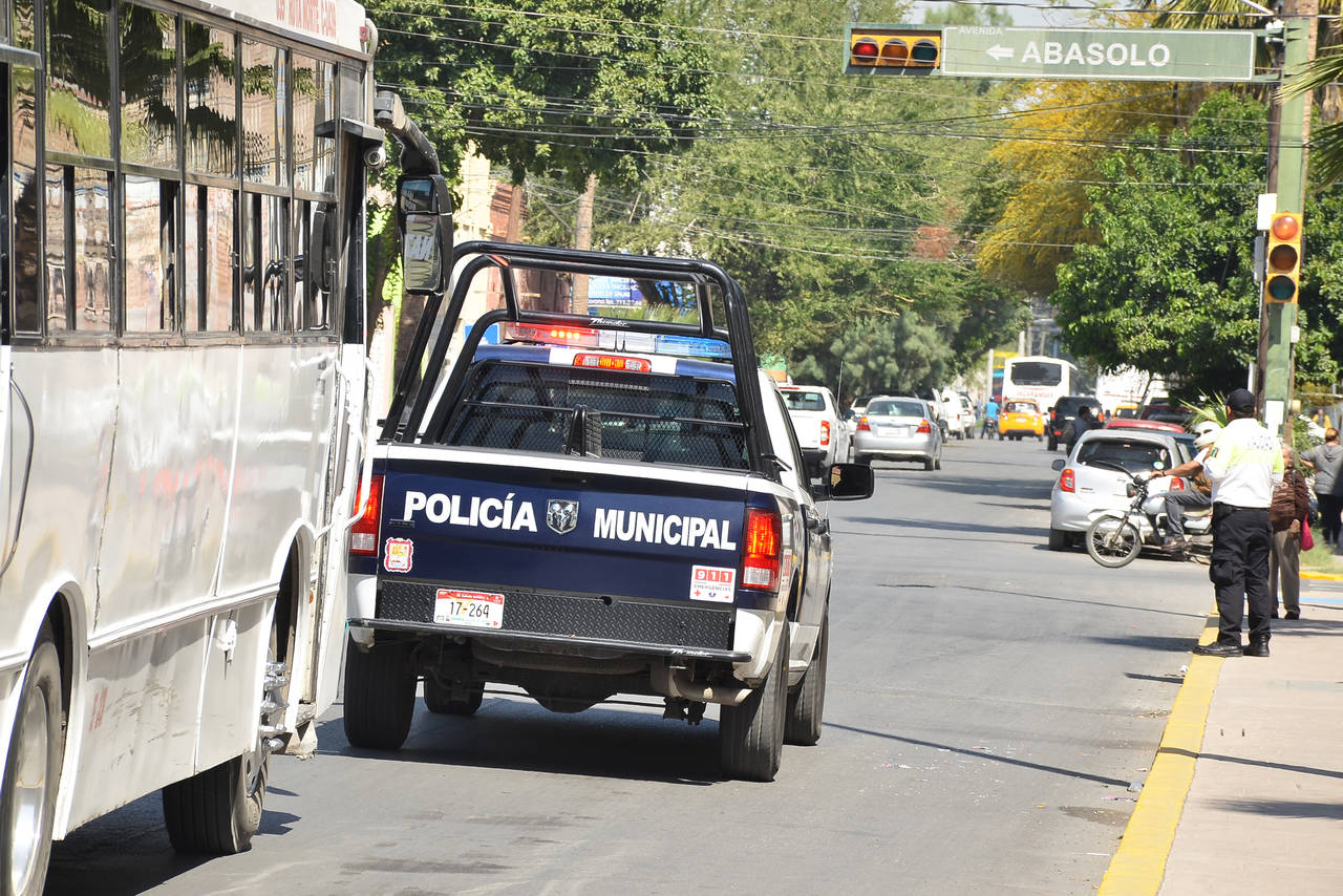 Campaña. Autoridades policiacas lanzan campaña 'Cuenta-habiente Seguro', con lo que pretenden evitar más robos. (EL SIGLO DE TORREÓN)