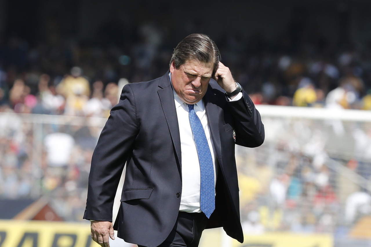El timonel de las Águilas se perderá el partido ante Cruz Azul tras su expulsión por el conato de bronca del pasado fin de semana ante Hernán Cristante. (ARCHIVO)