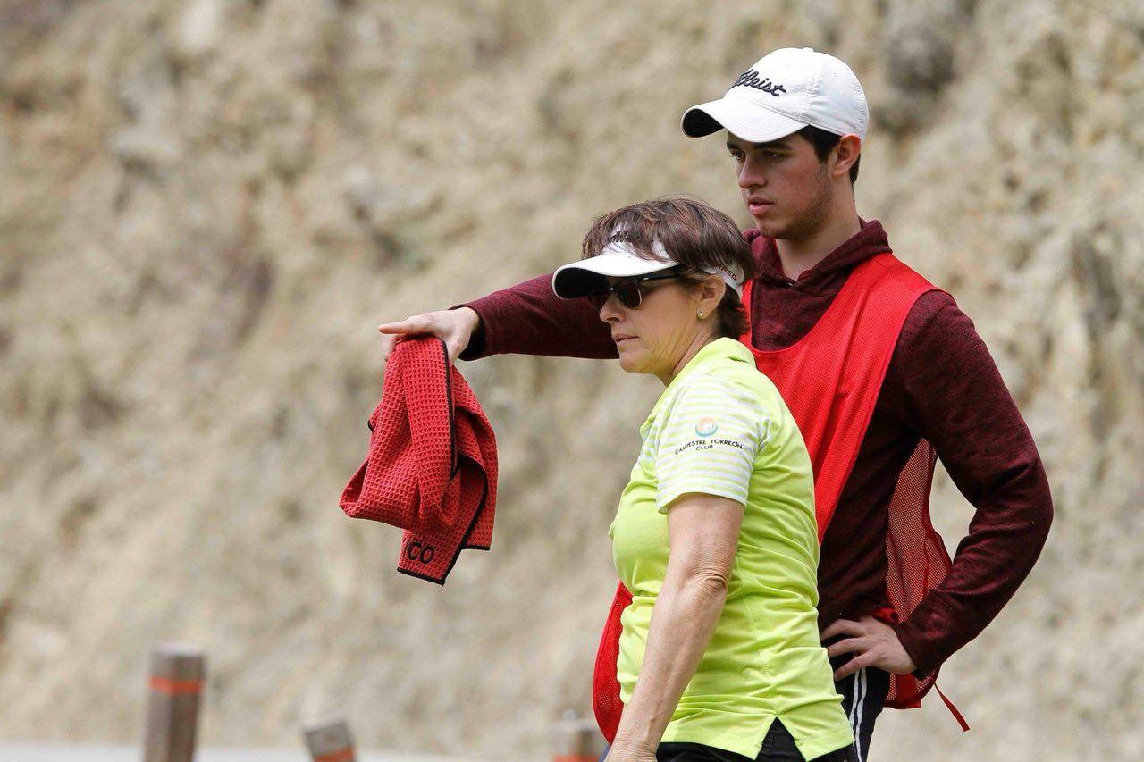 La golfista Marcela Coghlan del Campestre Torreón, obtuvo una destacada actuación en Nacional en la Sultana del Norte. Triunfan laguneras en Nacional de Golf