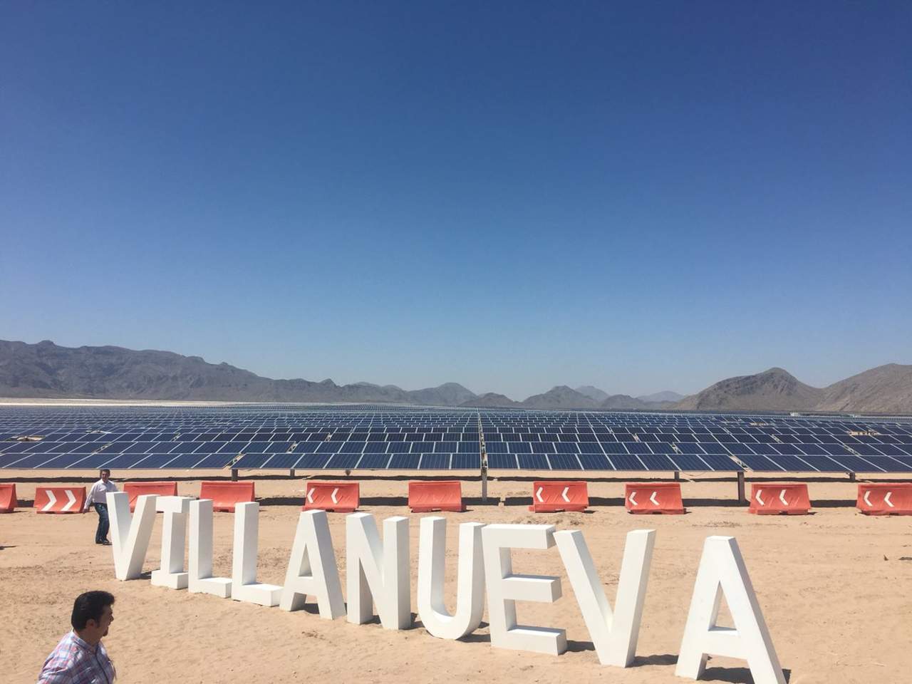 En 'privado', inauguran Parque Fotovoltaico en Viesca
