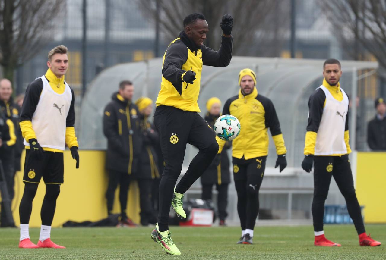 El velocista retirado Usain Bolt en un entrenamiento del Borussia. 