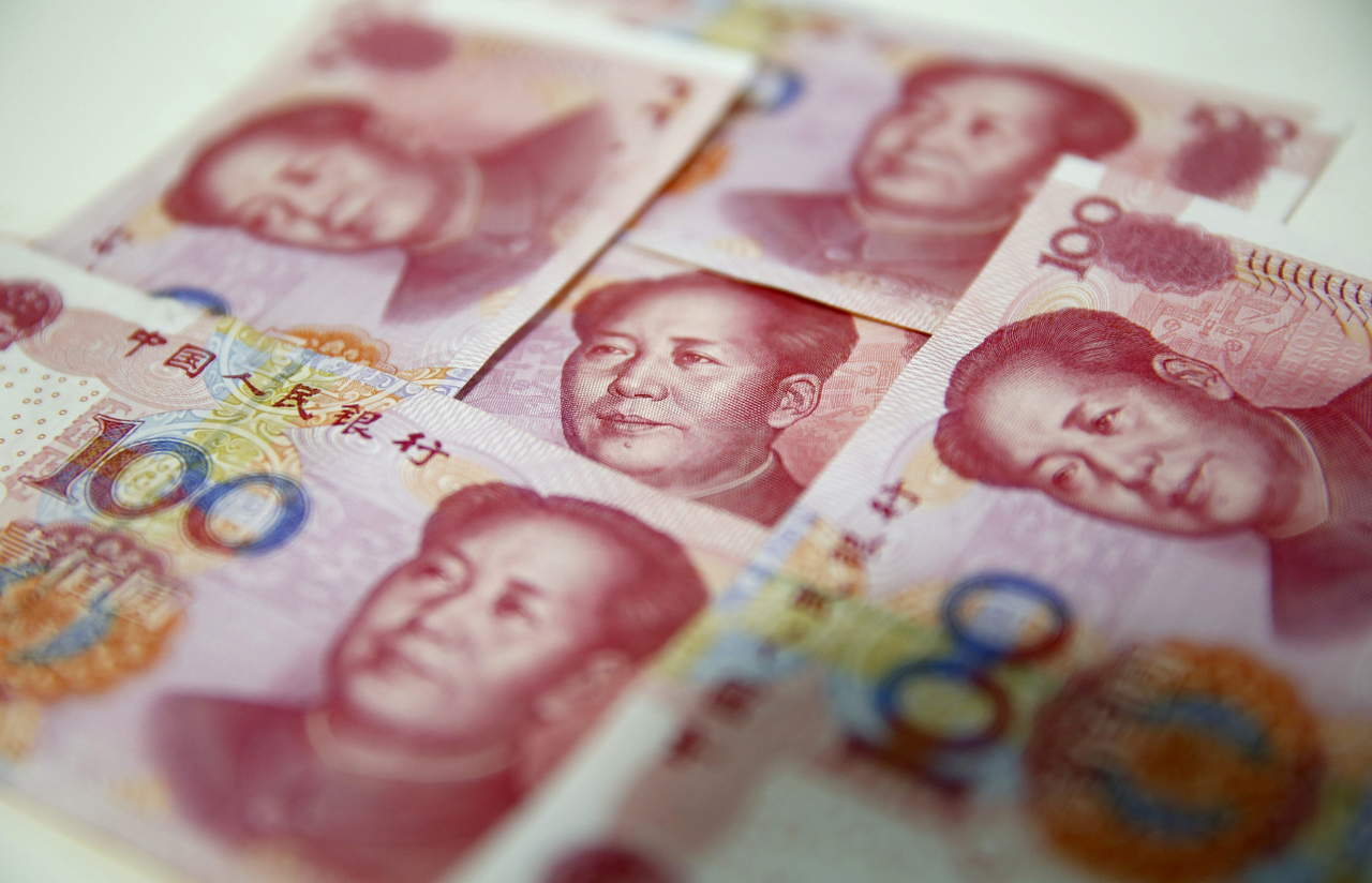 Los precios de referencia de 15 contratos se fijaron en 416 yuanes (65.8 dólares), 388 yuanes y 375 yuanes por barril, que varían según la fecha de entrega. (ARCHIVO) 